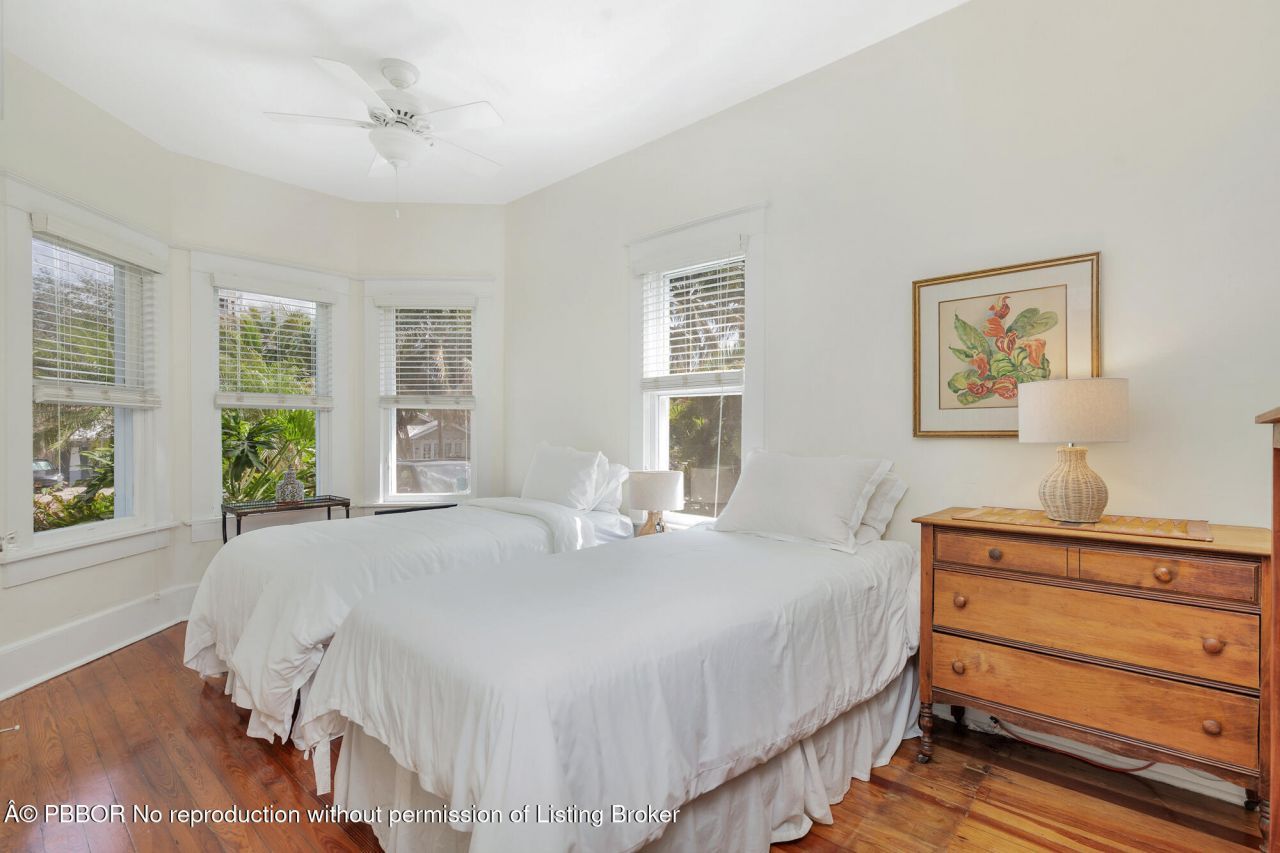 1211 Florida Avenue, West Palm Beach, FL 33401 Photo