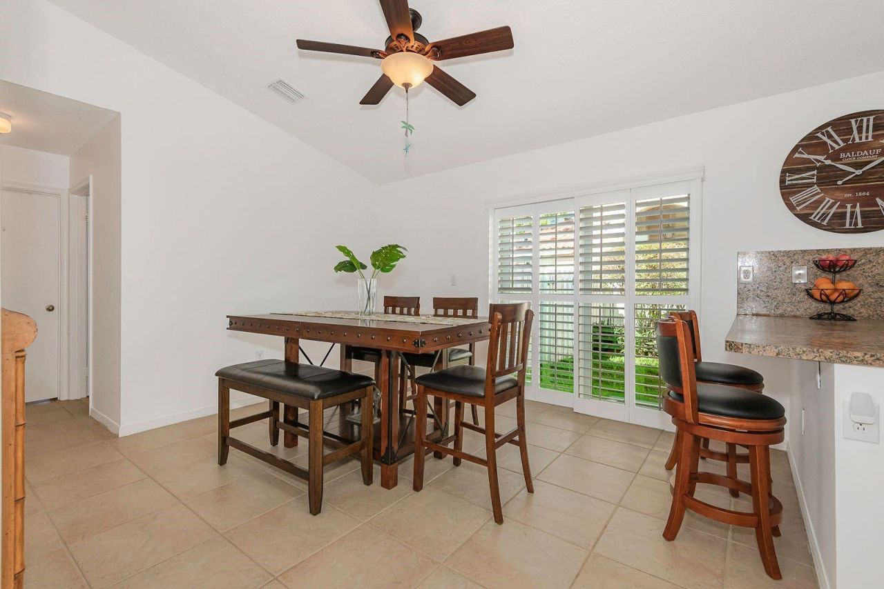 18921 NW 10 Street, Pembroke Pines, FL 33029 Photo