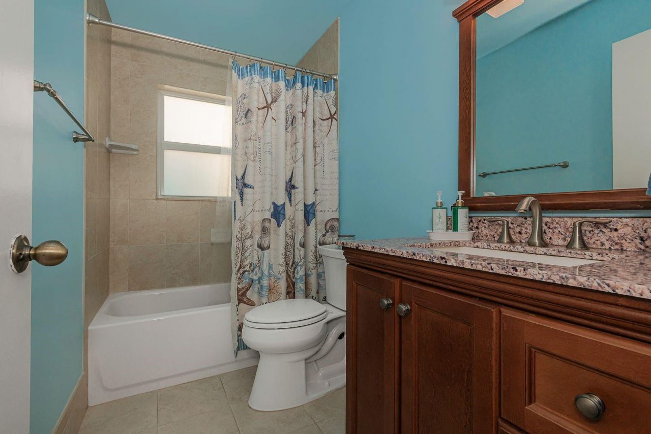 18921 NW 10 Street, Pembroke Pines, FL 33029 Photo