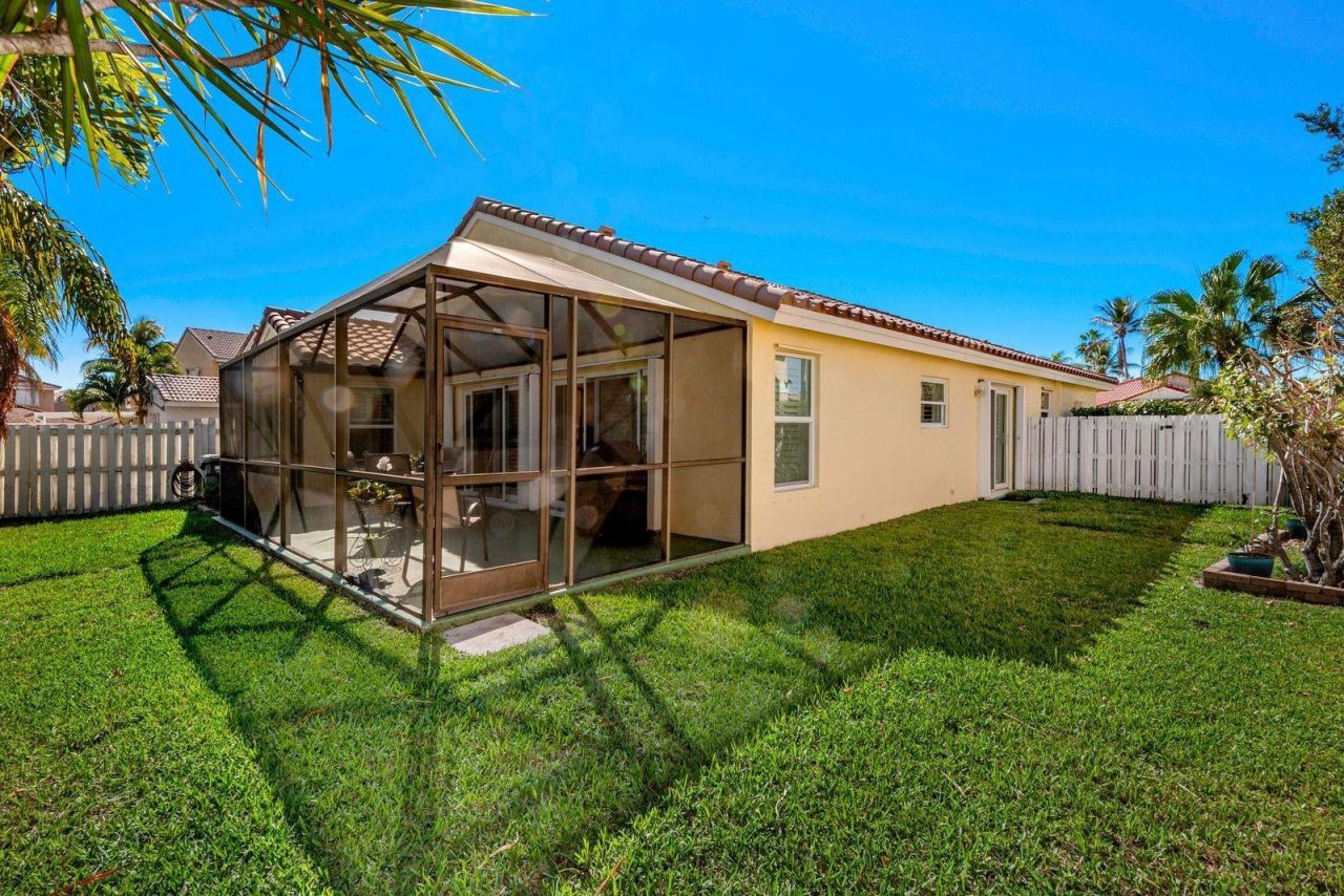 18921 NW 10 Street, Pembroke Pines, FL 33029 Photo