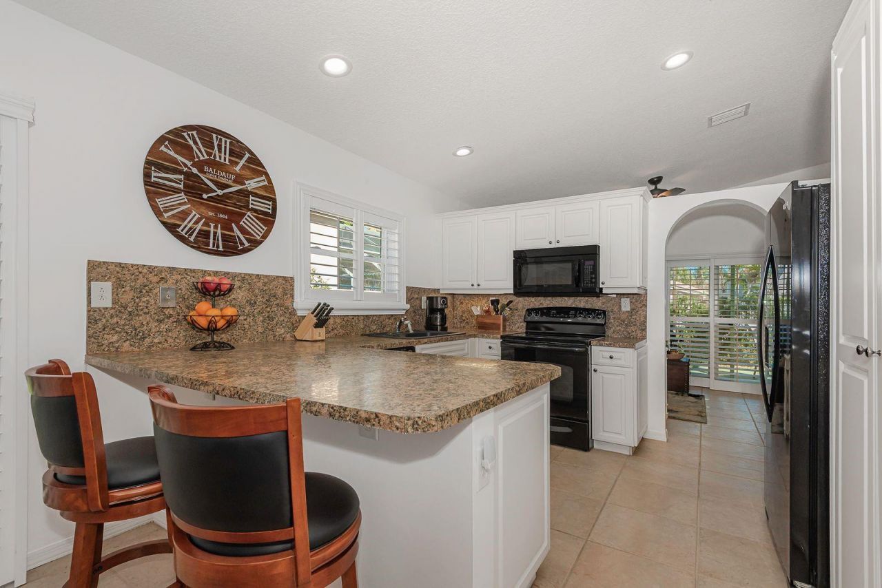 18921 NW 10 Street, Pembroke Pines, FL 33029 Photo