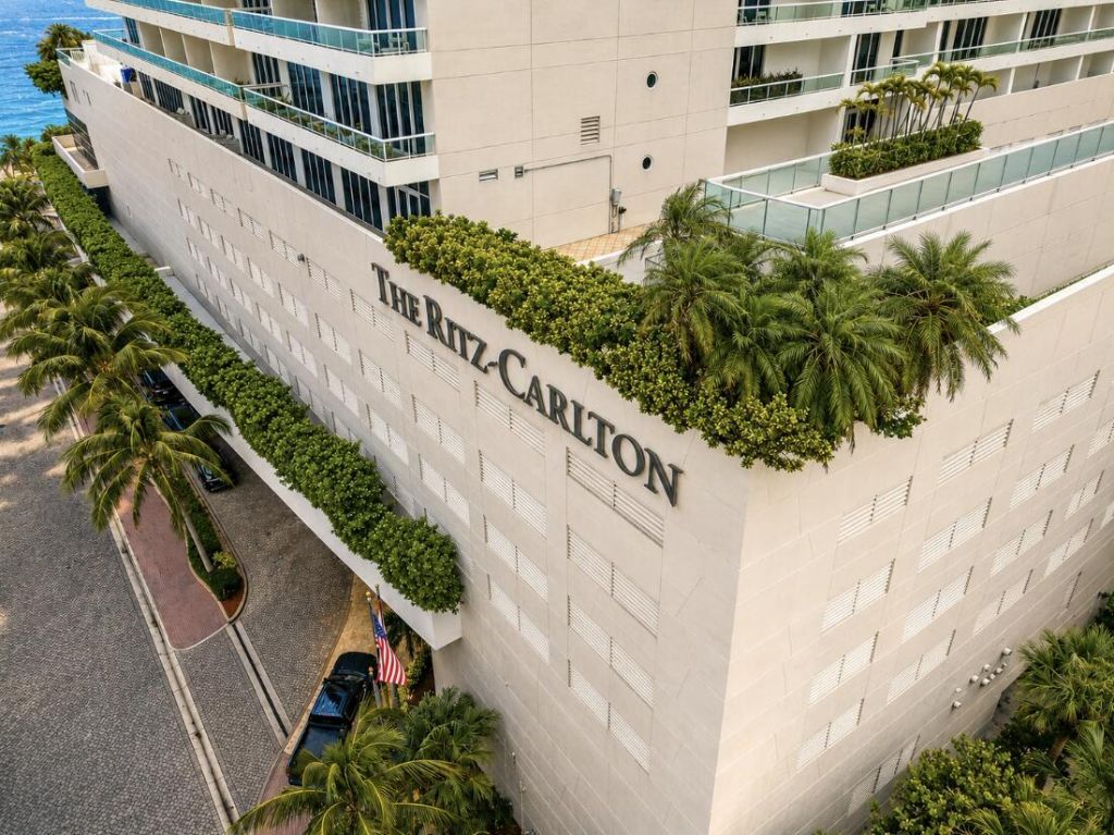 1 N Fort Lauderdale Beach Boulevard, Unit Lp 2302, Fort Lauderdale, FL 33304 Photo