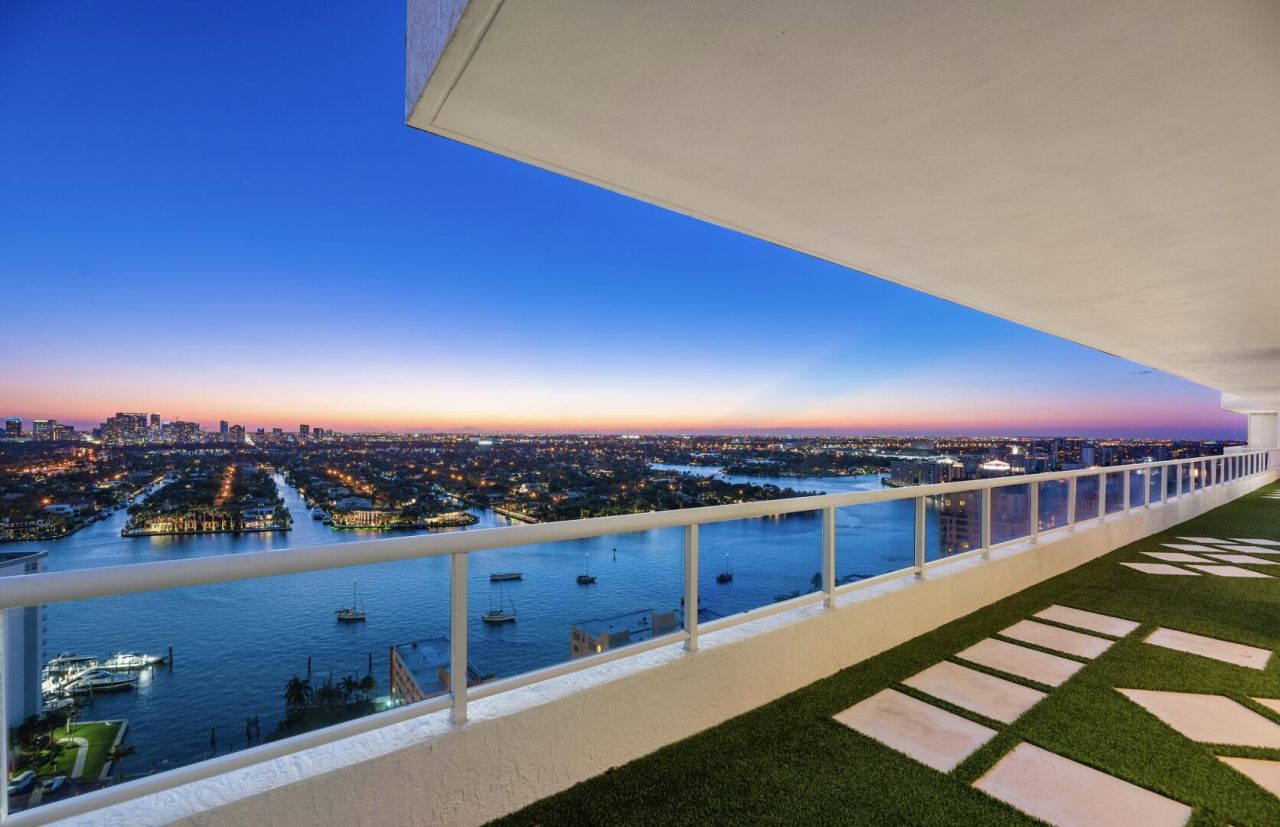 1 N Fort Lauderdale Beach Boulevard, Unit Lp 2302, Fort Lauderdale, FL 33304 Photo