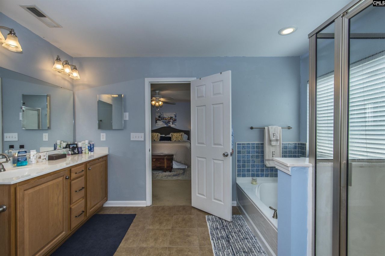 125 Plymouth Pass Drive  Photo 38