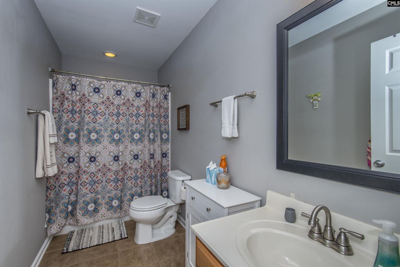 125 Plymouth Pass Drive  Photo 41