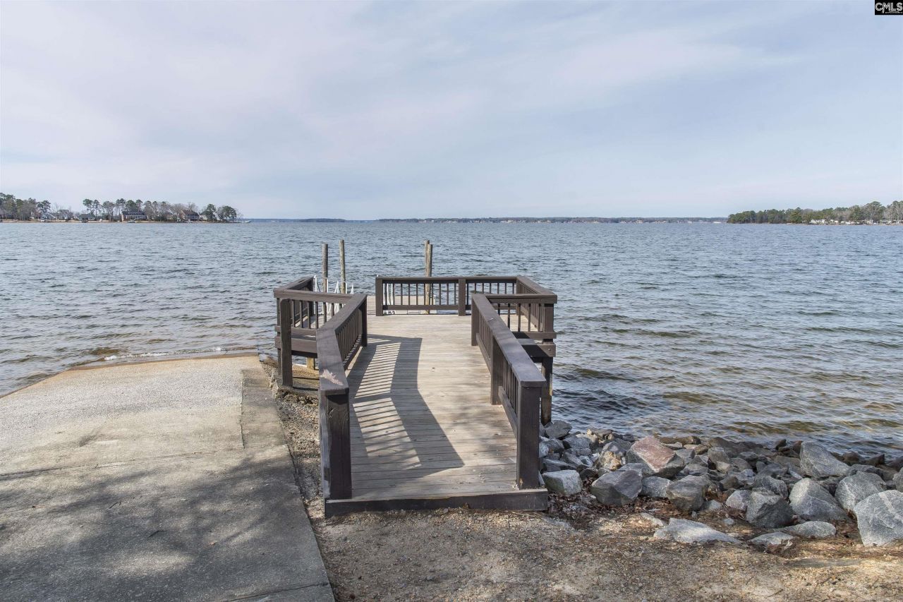 125 Plymouth Pass Drive  Photo 5