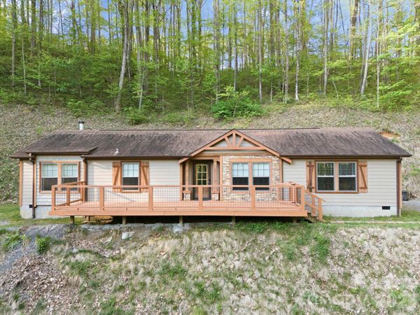 193 Tipstill Cove, Waynesville, NC 28786