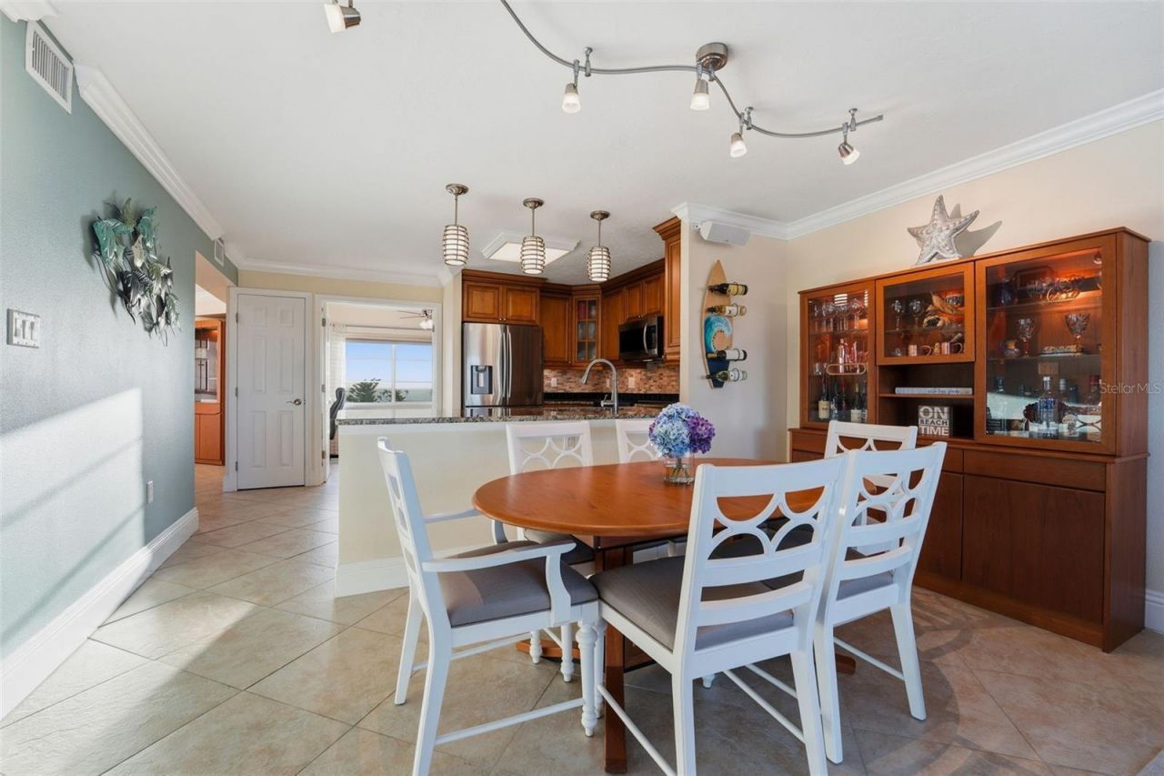 9397 Midnight Pass Road, Unit 901, Sarasota, FL 34242 Photo