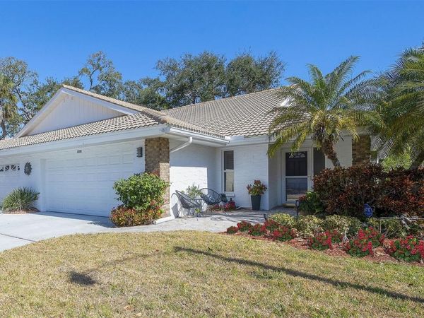 5803 GARDEN LAKES DRIVE, BRADENTON, FL 34203