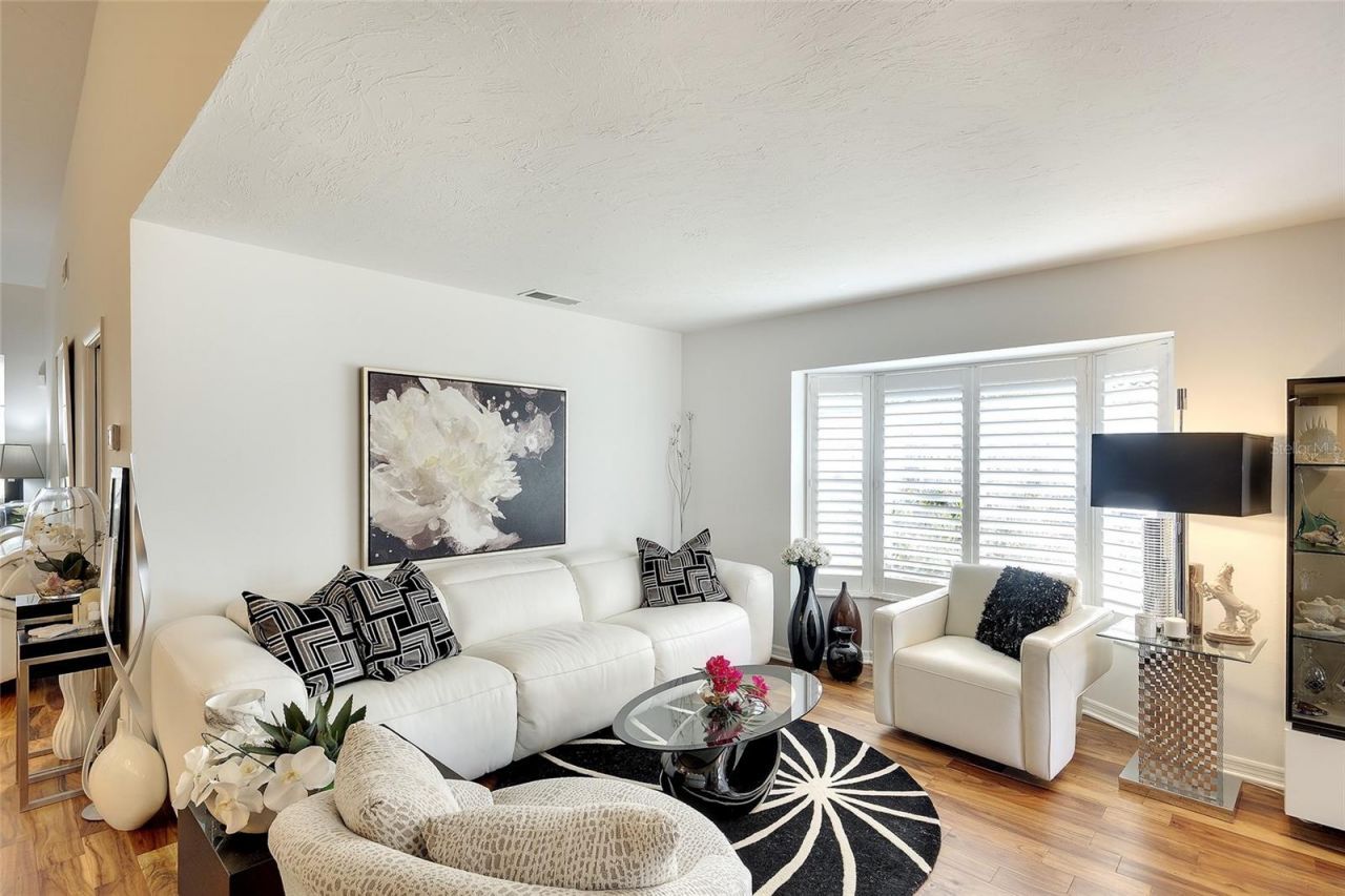 5803 Garden Lakes Drive, Bradenton, FL 34203 Photo