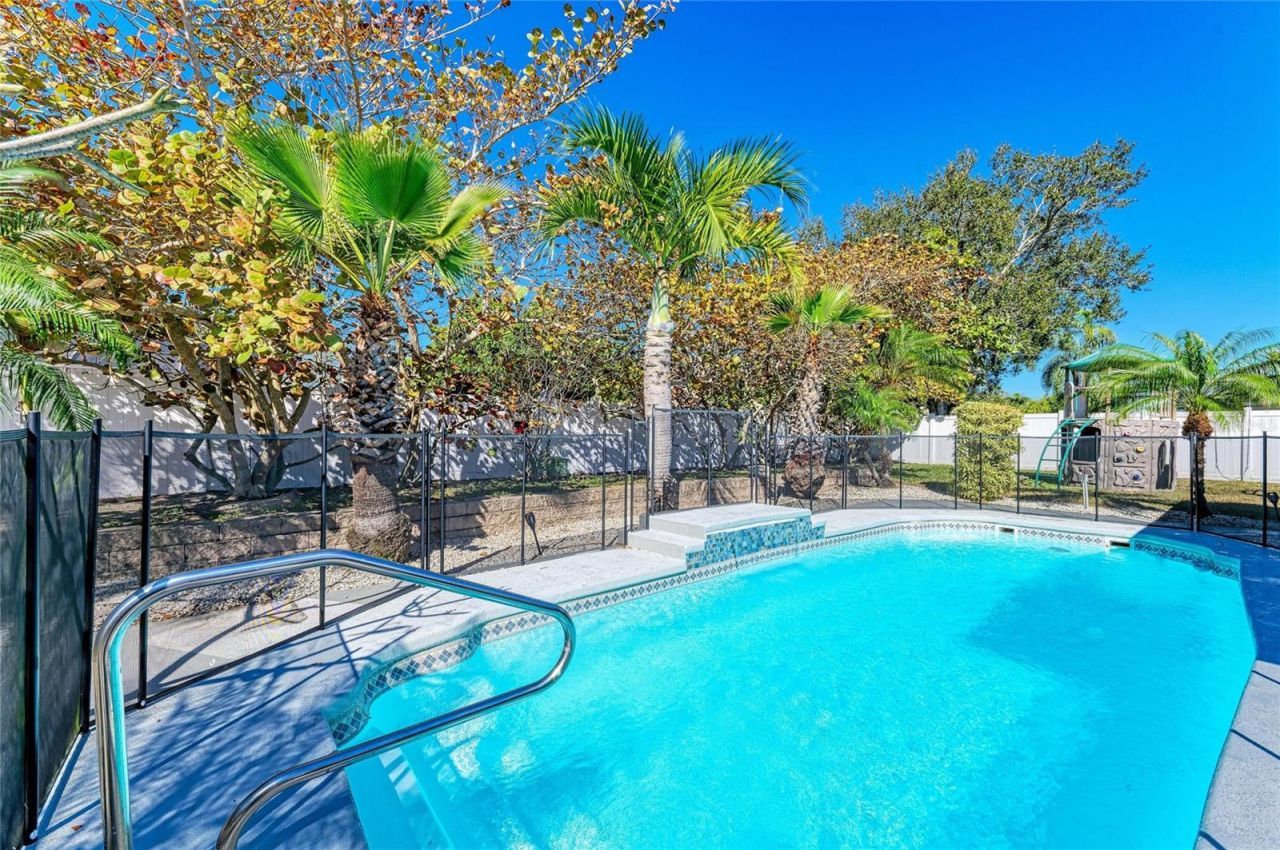 4660 32nd Court E, Bradenton, FL 34203 Photo