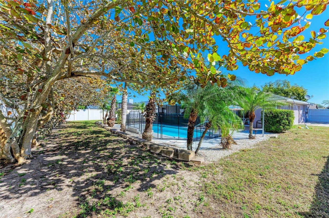 4660 32nd Court E, Bradenton, FL 34203 Photo