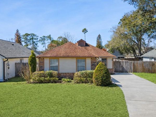 150 EDGEWATER CIRCLE, SANFORD, FL 32773