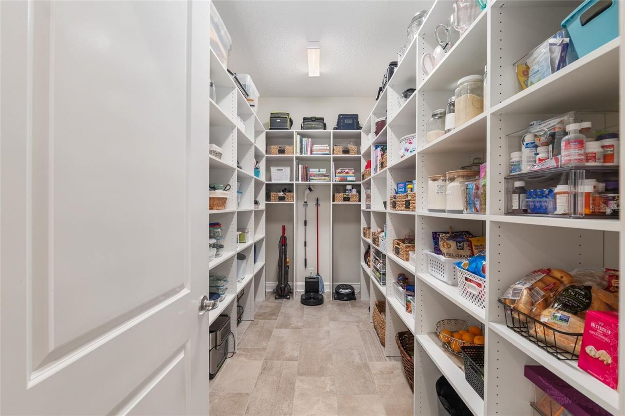 11207 Roz Way, Oxford, FL 34484 Photo