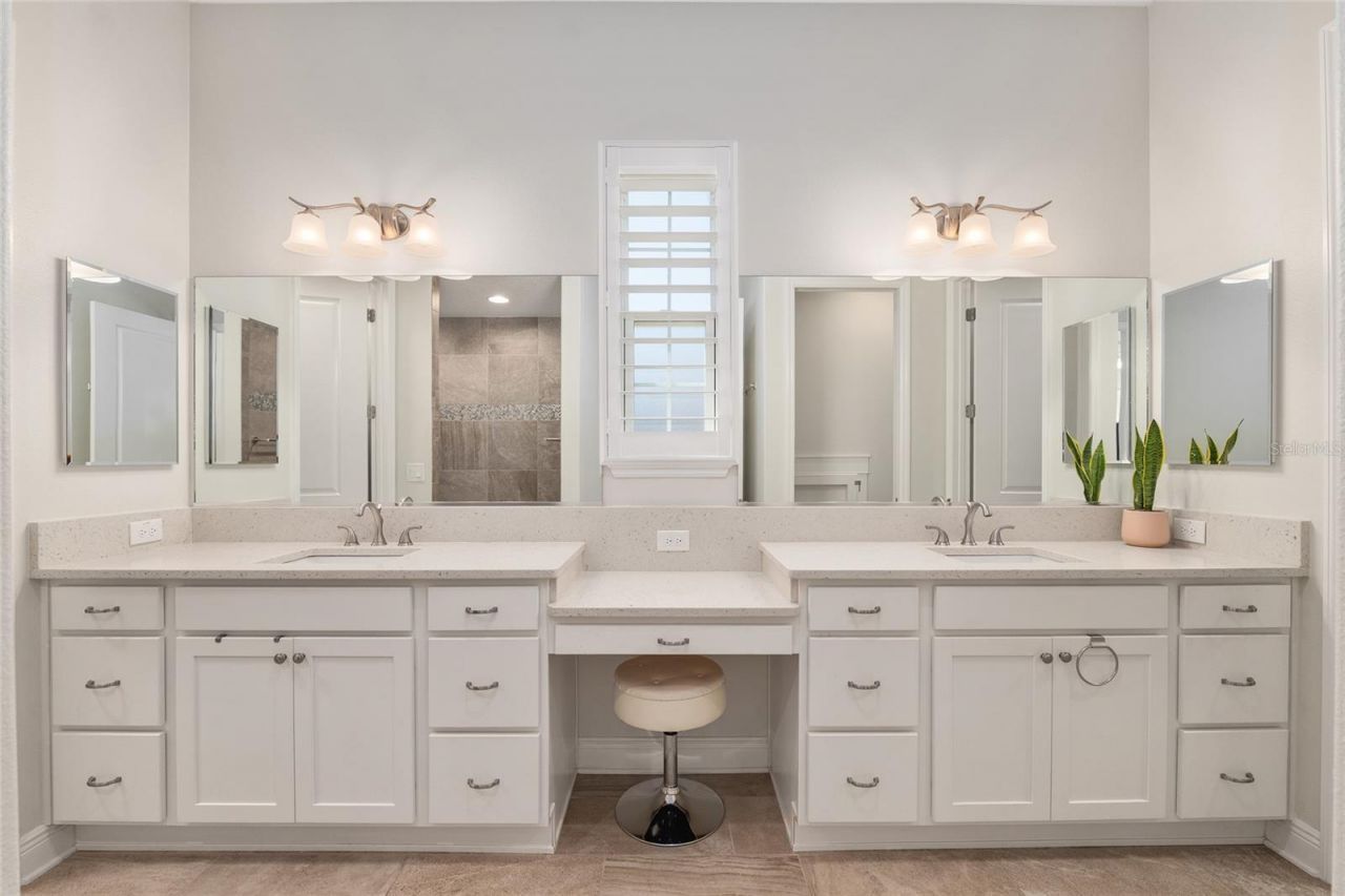 11207 Roz Way, Oxford, FL 34484 Photo