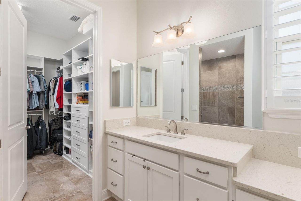 11207 Roz Way, Oxford, FL 34484 Photo