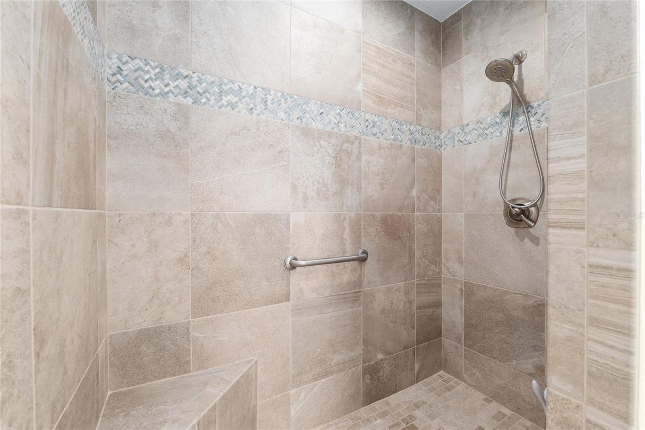 11207 Roz Way, Oxford, FL 34484 Photo