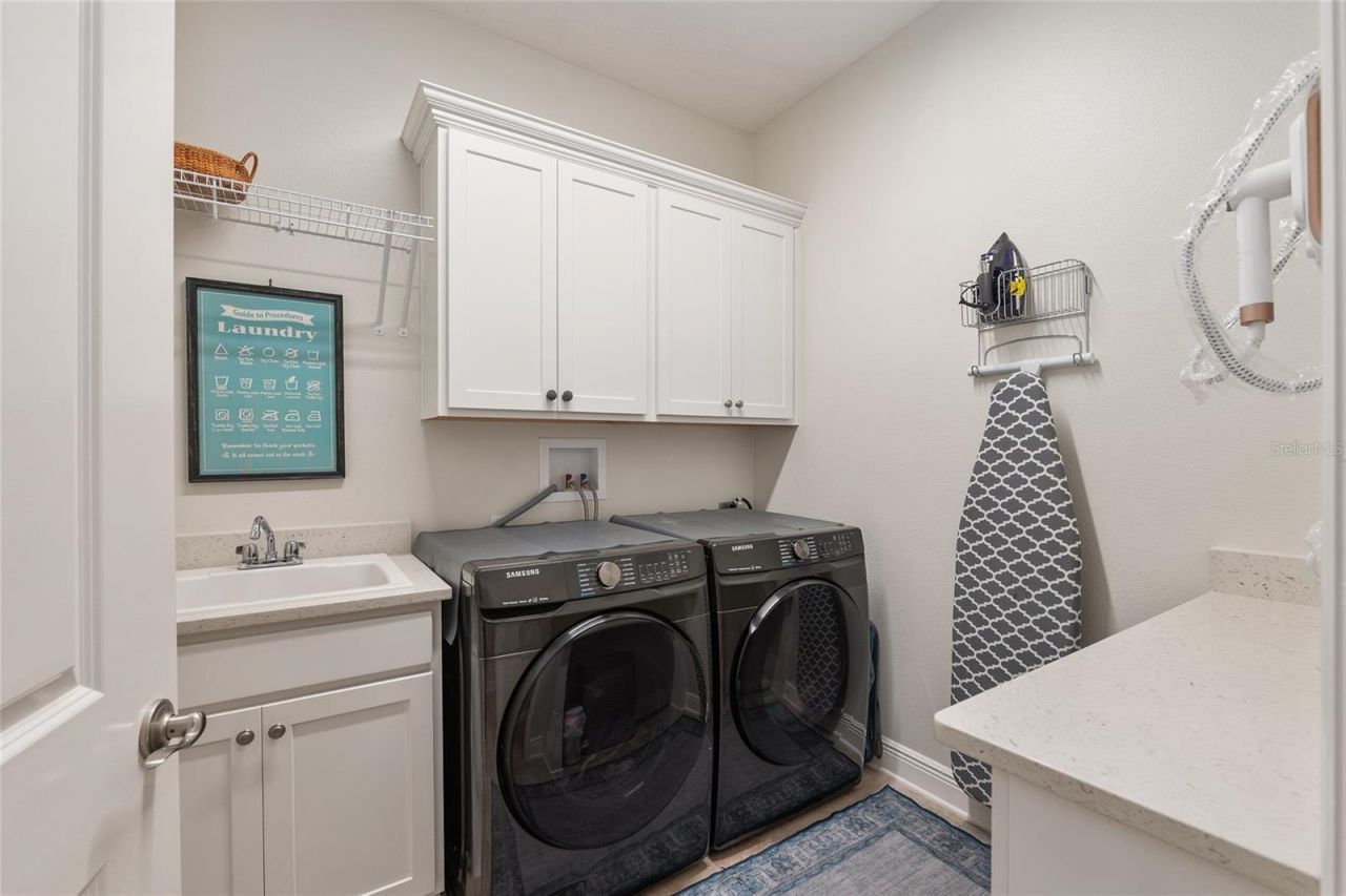 11207 Roz Way, Oxford, FL 34484 Photo