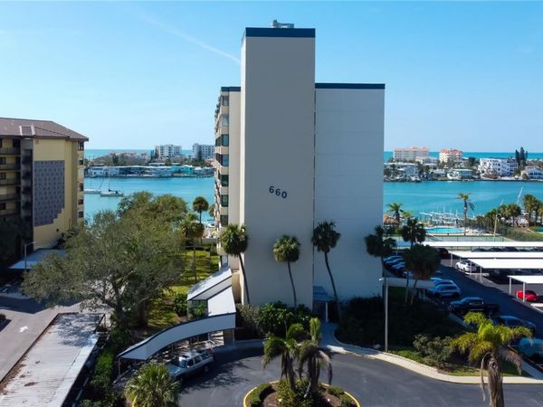 660 ISLAND WAY , Unit 903, CLEARWATER BEACH, FL 33767