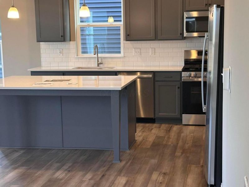 2027 Aerotrain Court N, Plain City, OH 43064 Photo 2