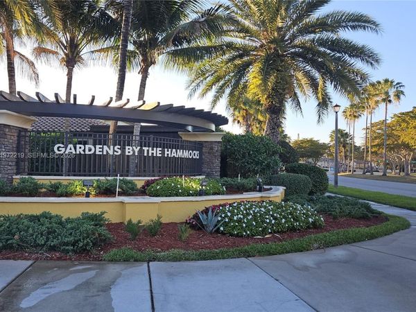 15049 SW 119th Ln , Miami, FL 33196