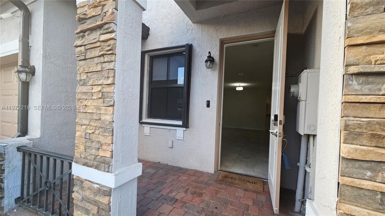 15049 SW 119th Ln , Miami, FL 33196 Photo