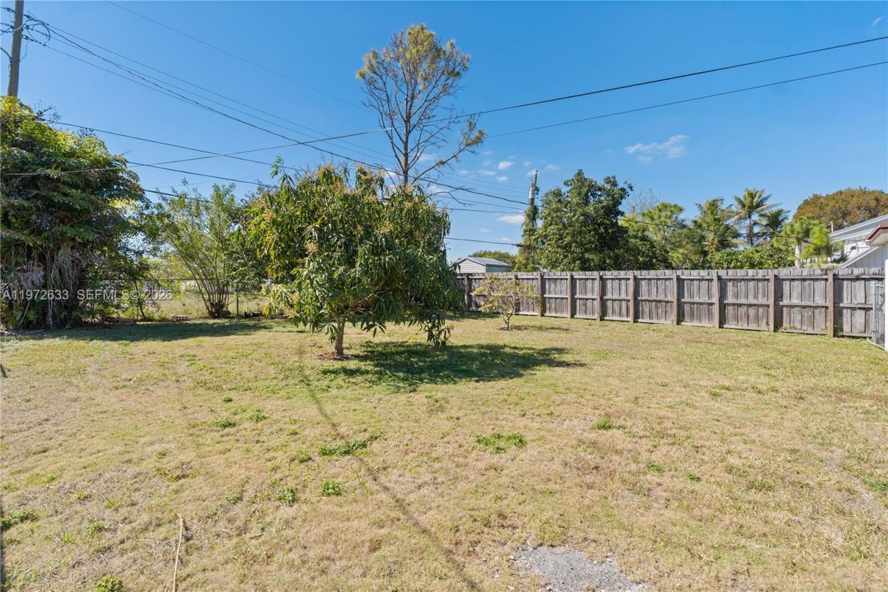 5730 SW 42nd Ter, South Miami, FL 33155 Photo