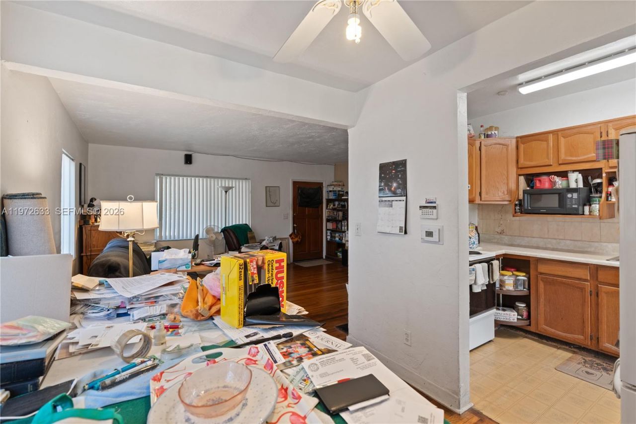 5730 SW 42nd Ter, South Miami, FL 33155 Photo