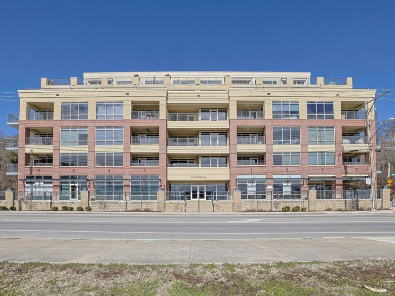 2260 Riverside Drive, Unit 402, Cincinnati, OH 45202 Photo 1