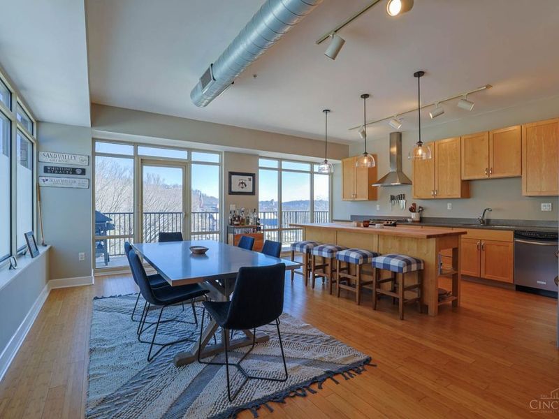 2260 Riverside Drive, Unit 402, Cincinnati, OH 45202 Photo 11