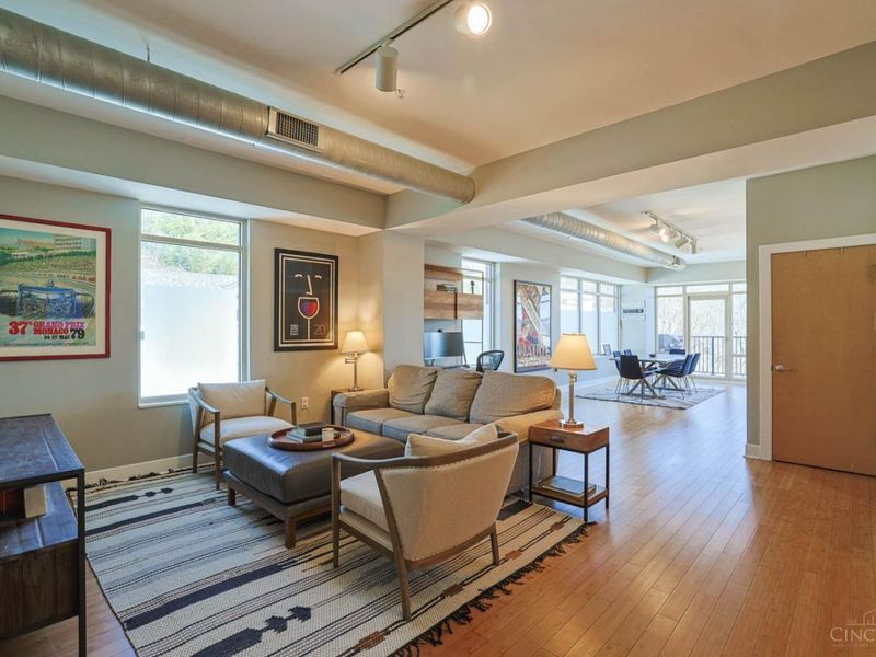 2260 Riverside Drive, Unit 402, Cincinnati, OH 45202 Photo 6