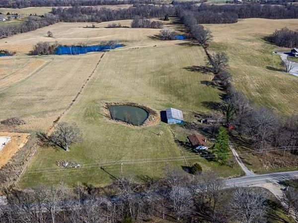 760 County Road 349 , Jackson, MO 63755