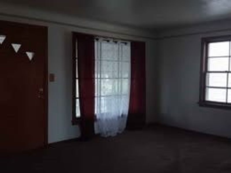 4654 E 90th Street, Cleveland, OH 44125 Photo 2