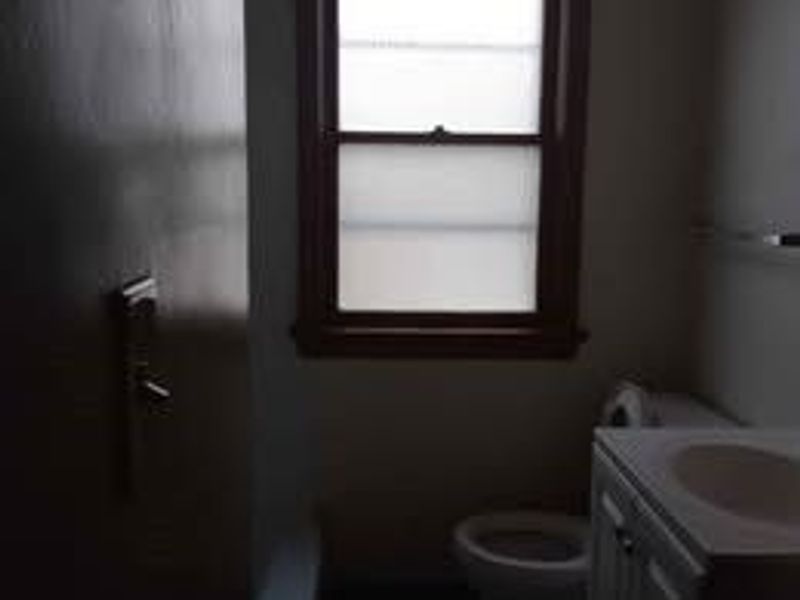 4654 E 90th Street, Cleveland, OH 44125 Photo 8