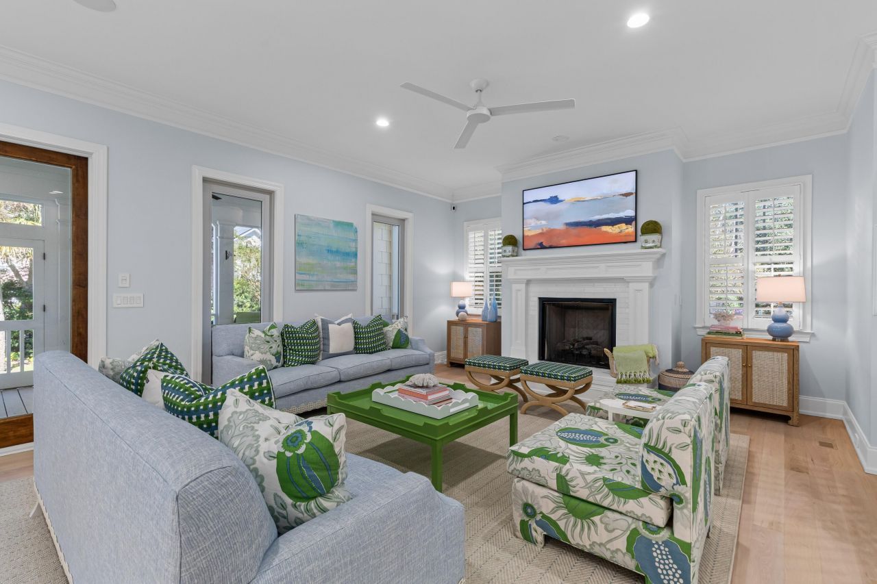 26 Woodford Street Photo 13