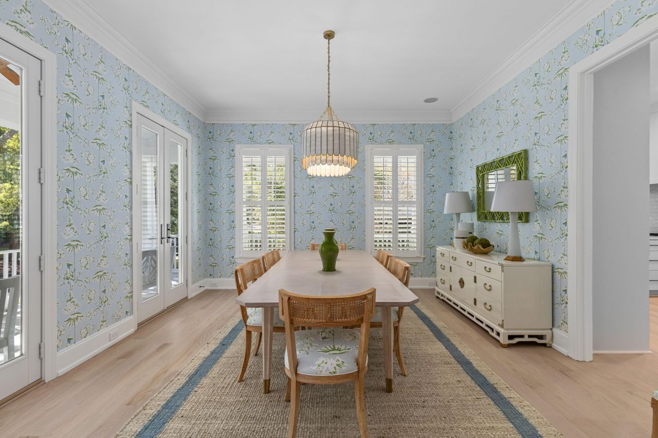 26 Woodford Street Photo 21