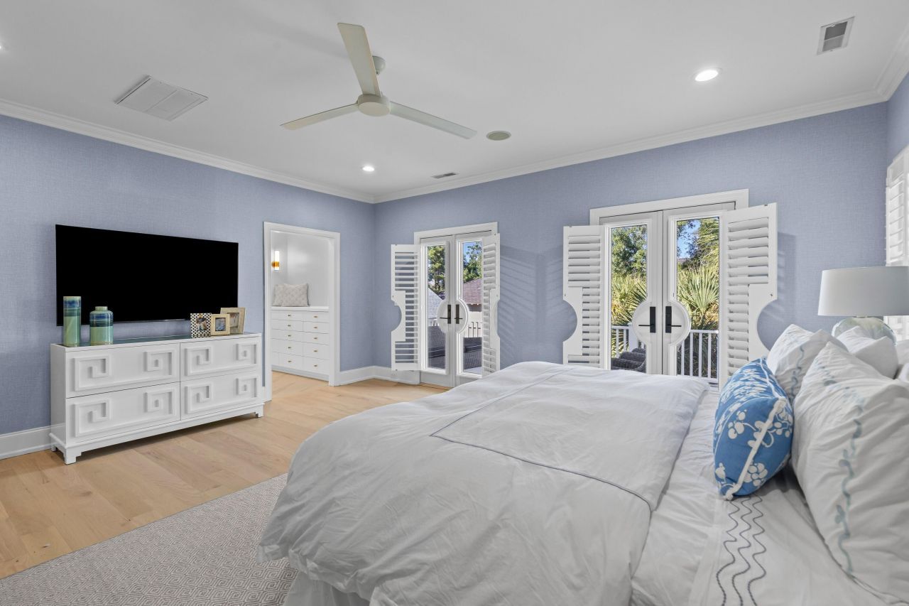 26 Woodford Street Photo 27