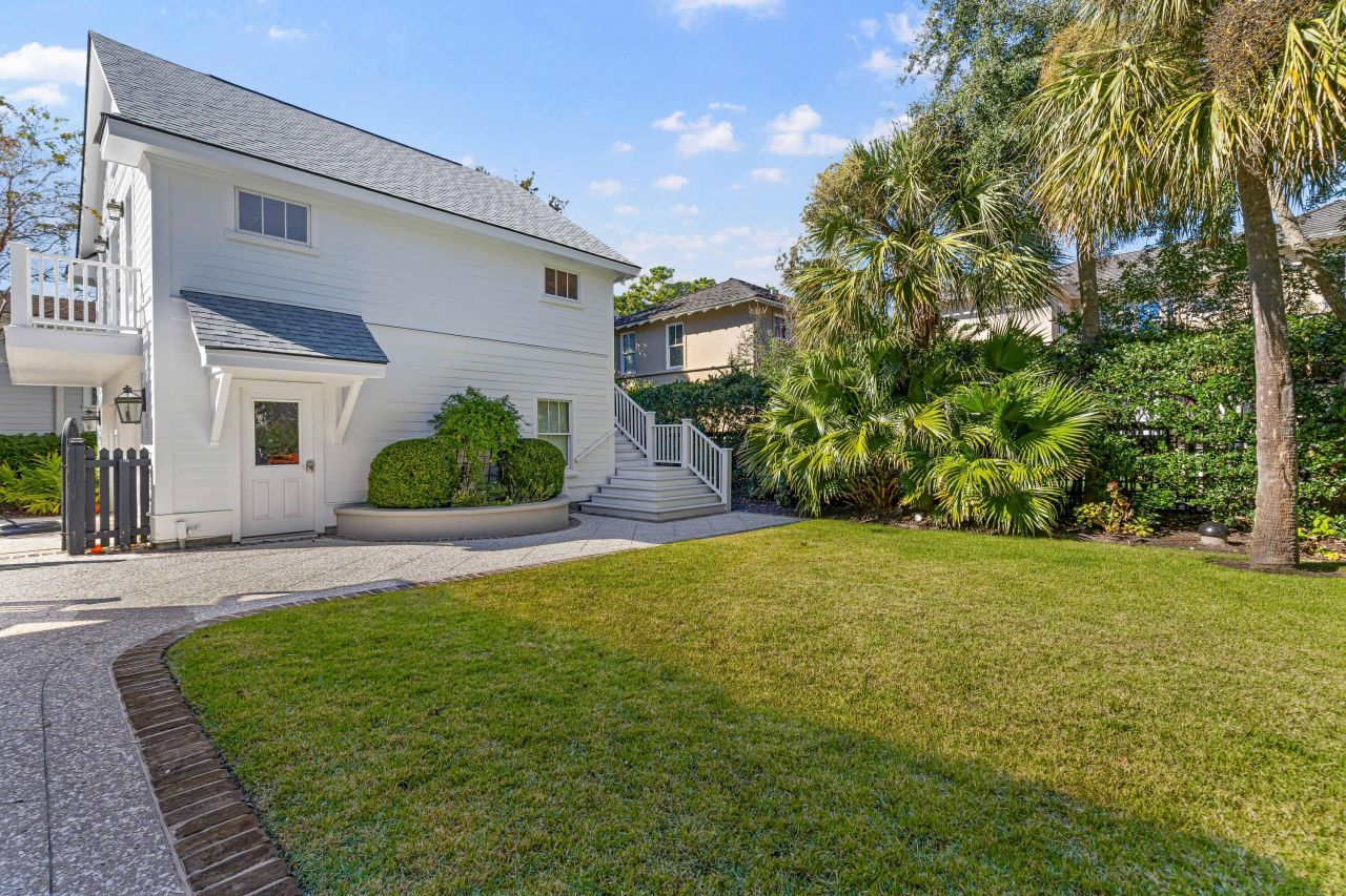 26 Woodford Street Photo 46