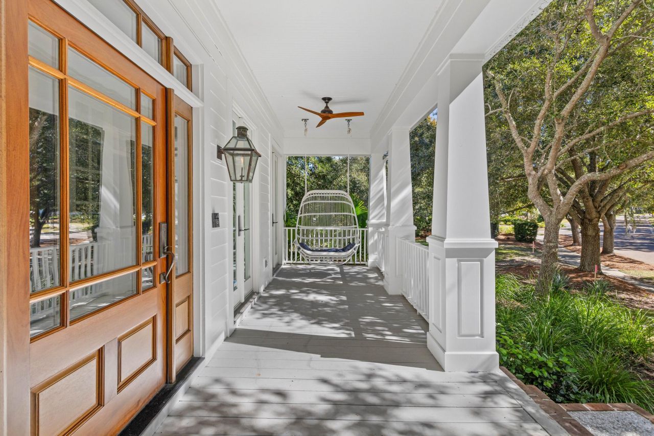 26 Woodford Street Photo 54