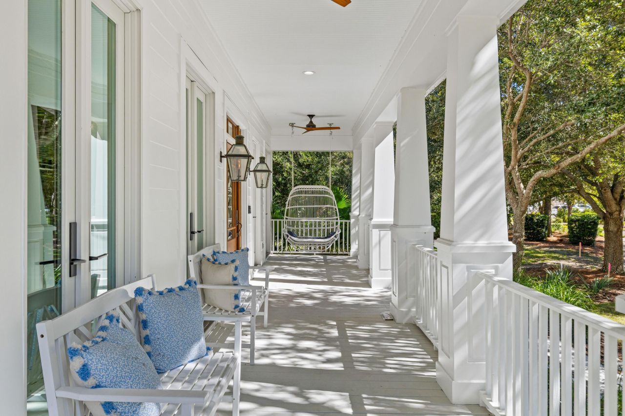 26 Woodford Street Photo 55