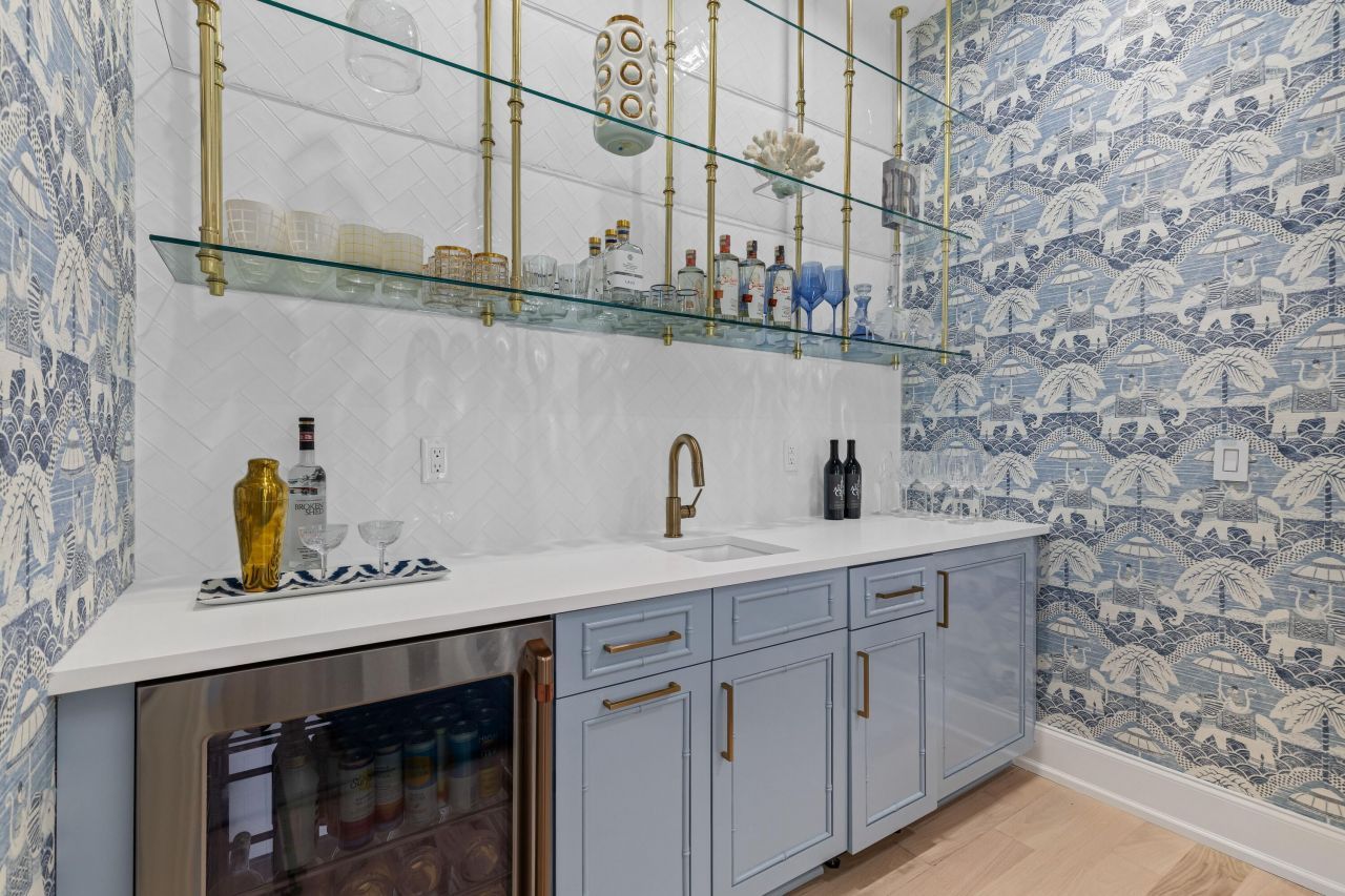 26 Woodford Street Photo 6