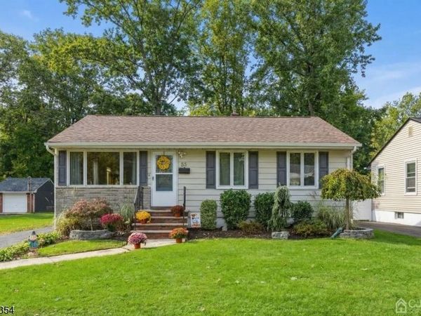 53 Jordan Rd, Woodbridge, NJ 07067