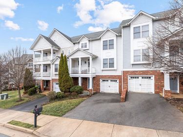 195 BROOKWOOD DR, CHARLOTTESVILLE, VA 22902