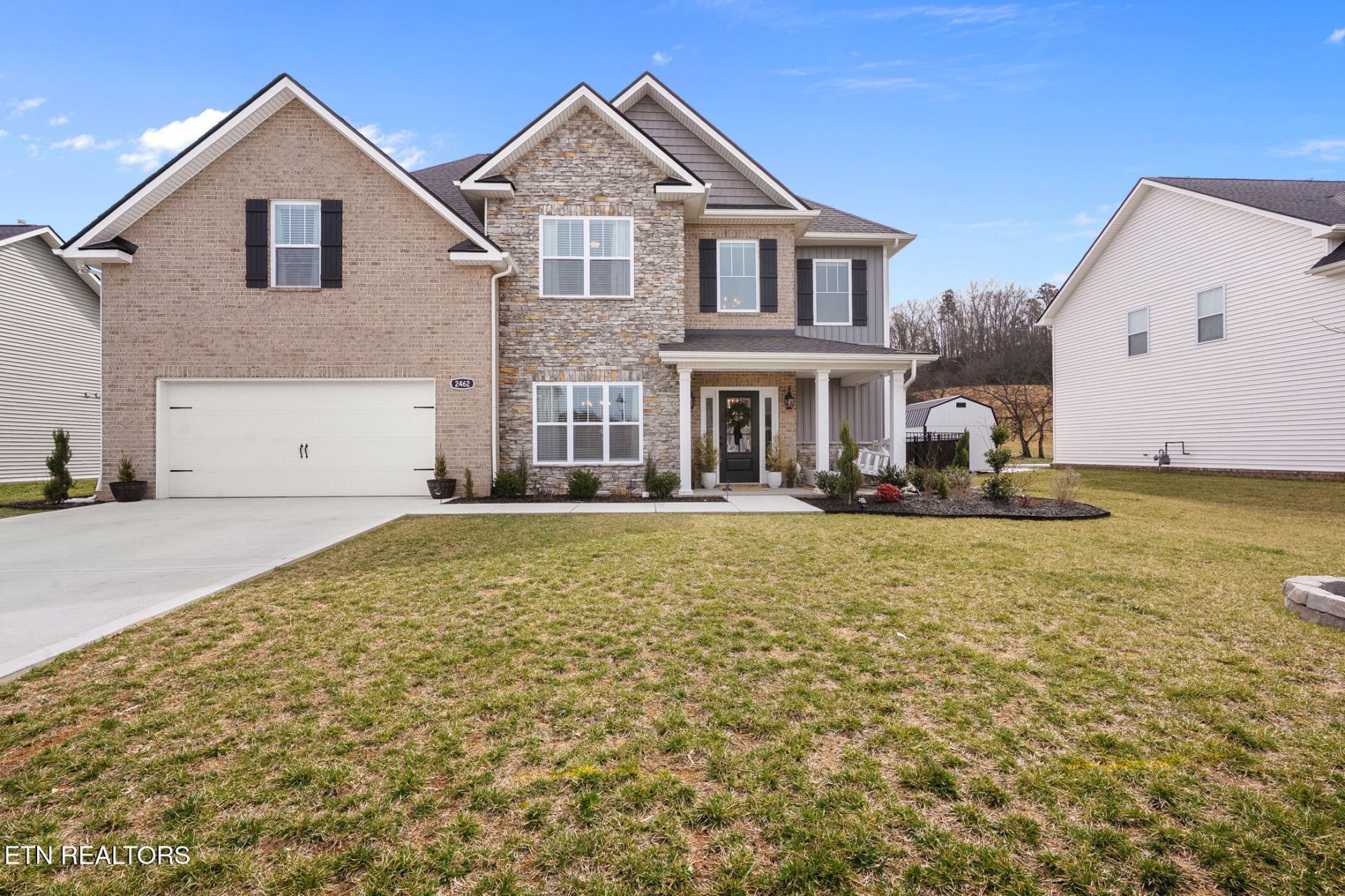 2462 Tributary Drive, Sevierville, TN 37876 Main Photo