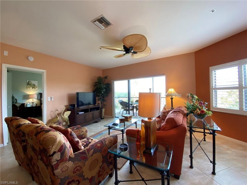 230 Vintage Cir, Unit A-404, Naples, FL 34119 Photo