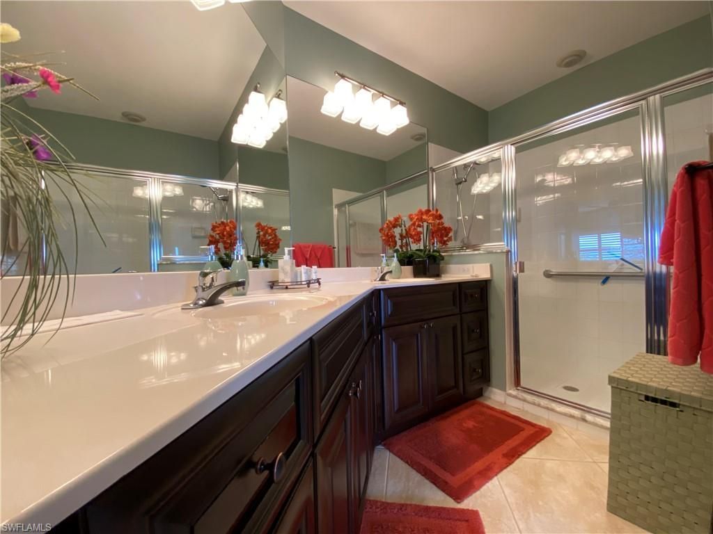 230 Vintage Cir, Unit A-404, Naples, FL 34119 Photo