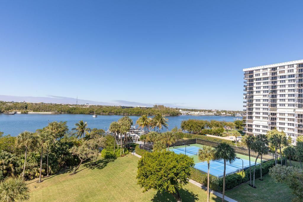 2003 N Ocean Boulevard N, Unit 605, Boca Raton, FL 33431 Photo