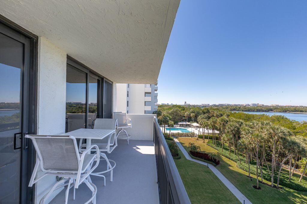 2003 N Ocean Boulevard N, Unit 605, Boca Raton, FL 33431 Photo