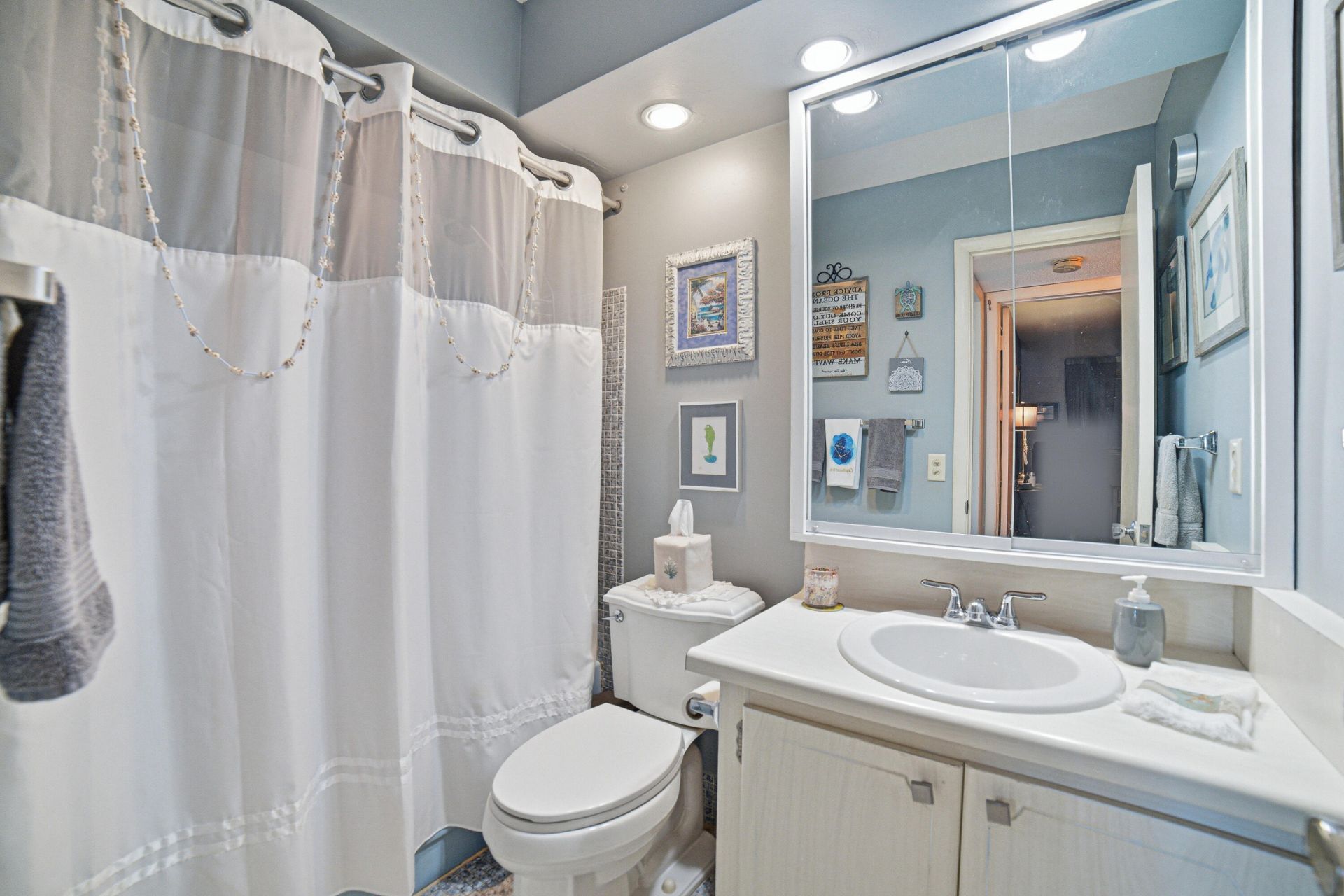 101 Doolen Court, Unit 207, North Palm Beach, FL 33408 Photo