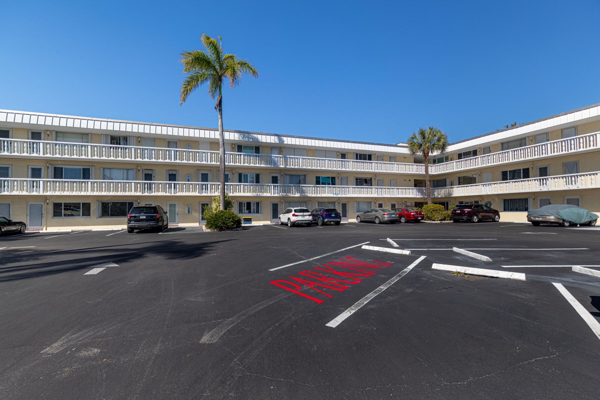 101 Doolen Court, Unit 207, North Palm Beach, FL 33408 Photo